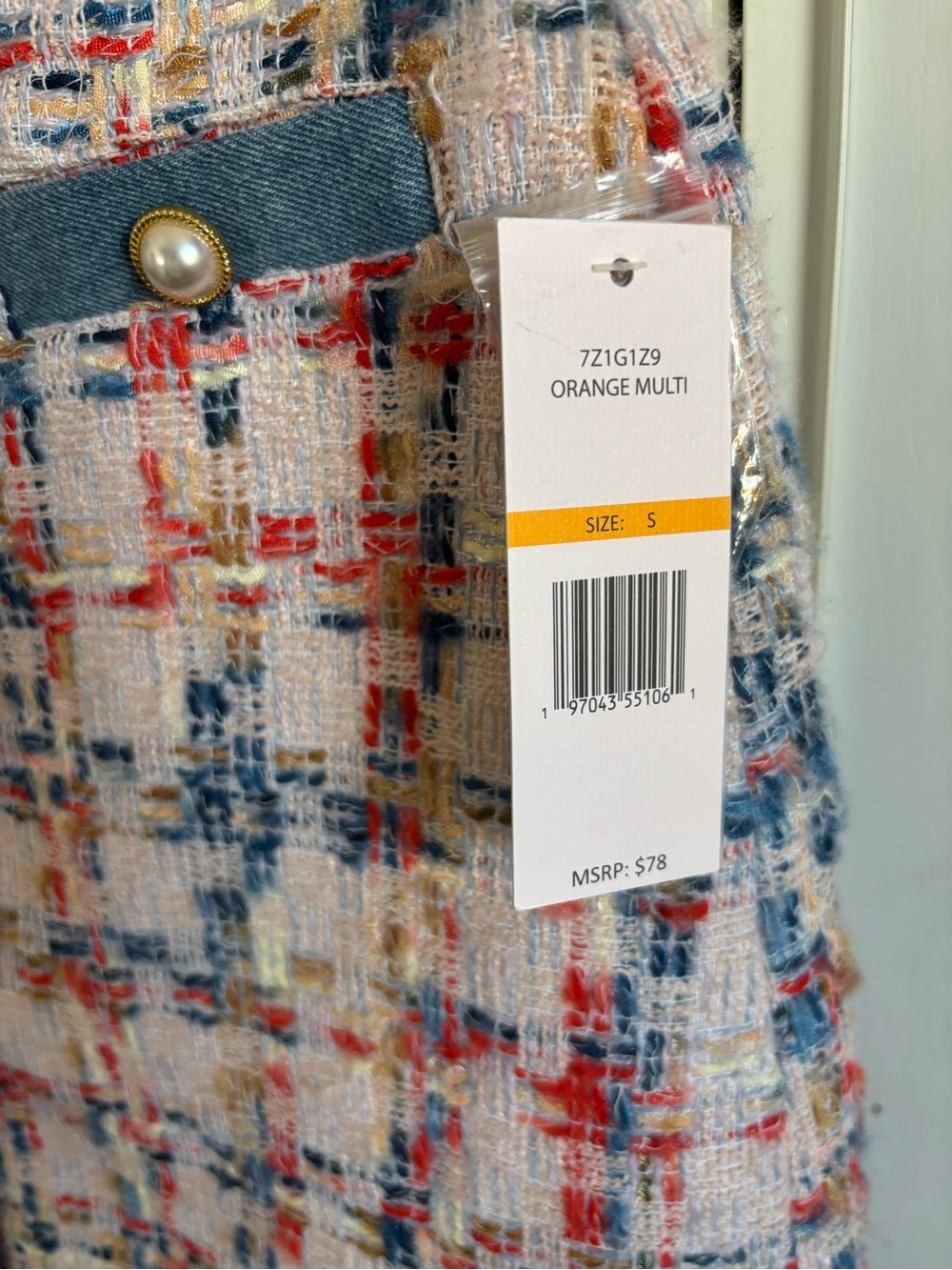NWT Nanette Lepore Textured Tweed Pearl-Button Mini Skirt in Multi-Color, Size S - Picture 5 of 5
